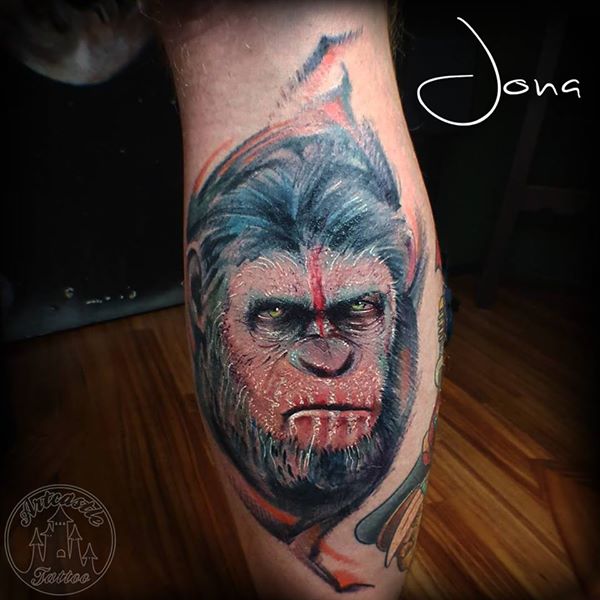 ArtCastleTattoo Tattoo ArtiestJona Realistic color portrait of Caesar from Planet of the Apes Portrait
