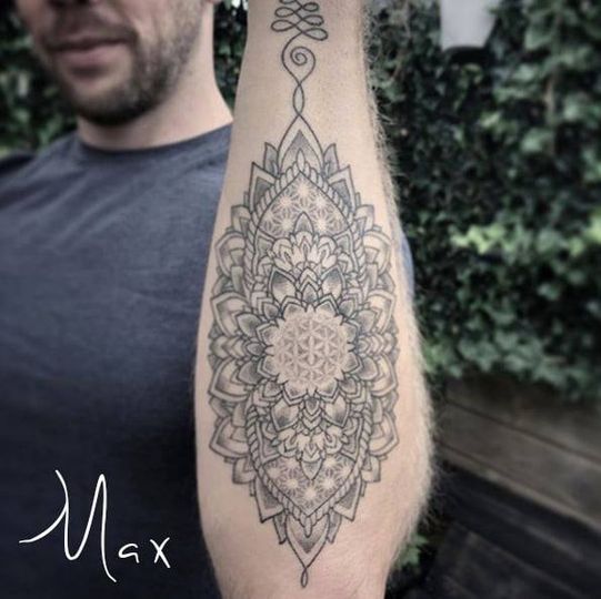 ArtCastleTattoo Tattoo ArtiestMax Mandala on lower arm