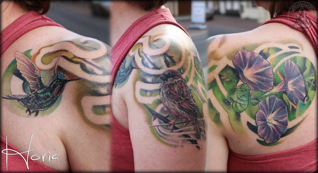 ArtCastleTattoo Tattoo ArtiestPrive Horia Realistic hummingbirds flowers and bird tattoo full color on shoulder Color