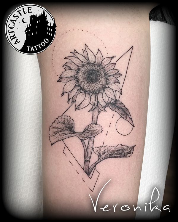 ArtCastleTattoo Tattoo ArtiestVeronika sunflower with dotwork and geometry on arm Blackwork