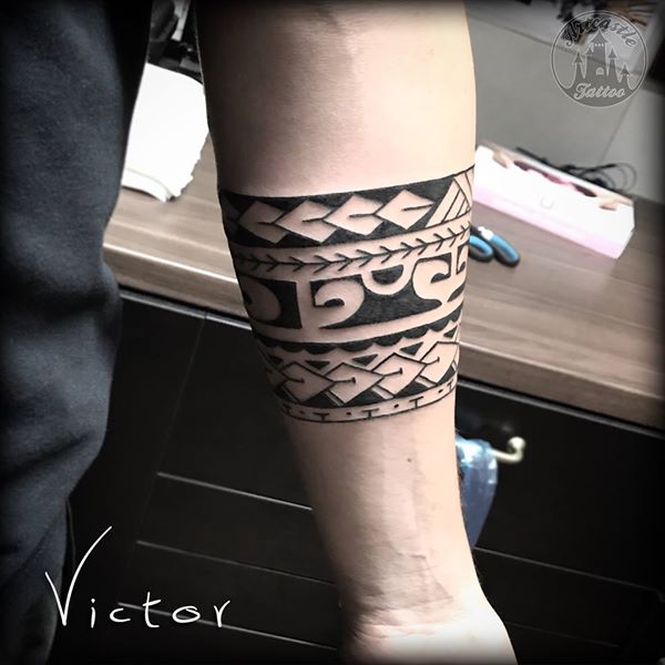 ArtCastleTattoo Tattoo ArtiestVictor Maori band on lower arm Maori Maori